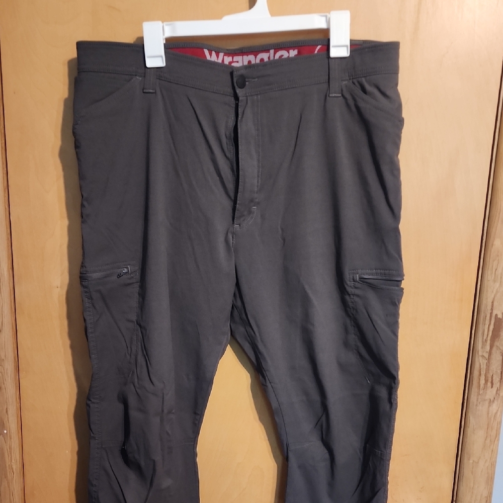 Wrangler Men's Dark Gray Cargo Pants